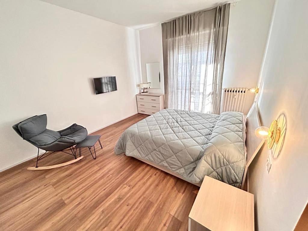 Soleo Guesthouse 몬차 외부 사진